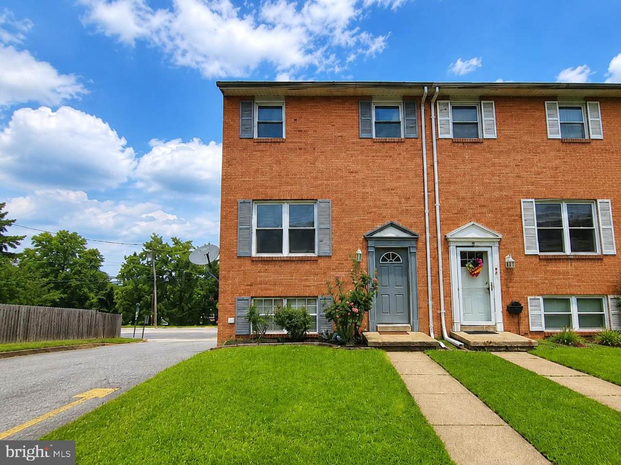 1 Talister Court - Photo 1