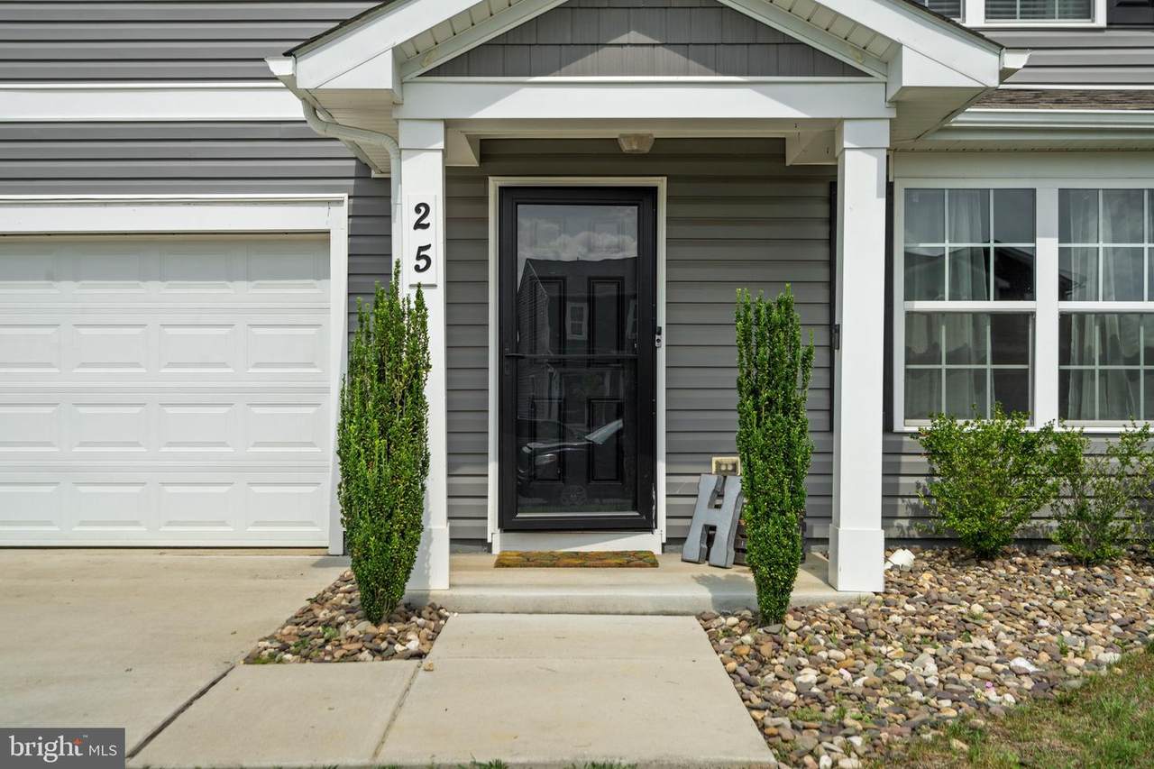 https://bt-photos.global.ssl.fastly.net/brightmls/1280_boomver_1_805188317944-2.jpg