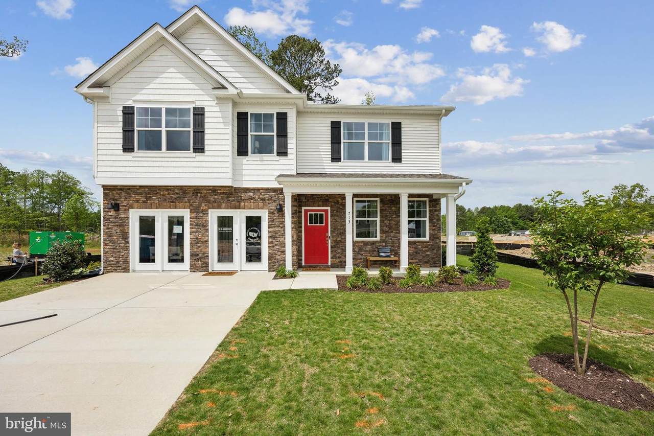 6235 Sterling Way - Photo 1