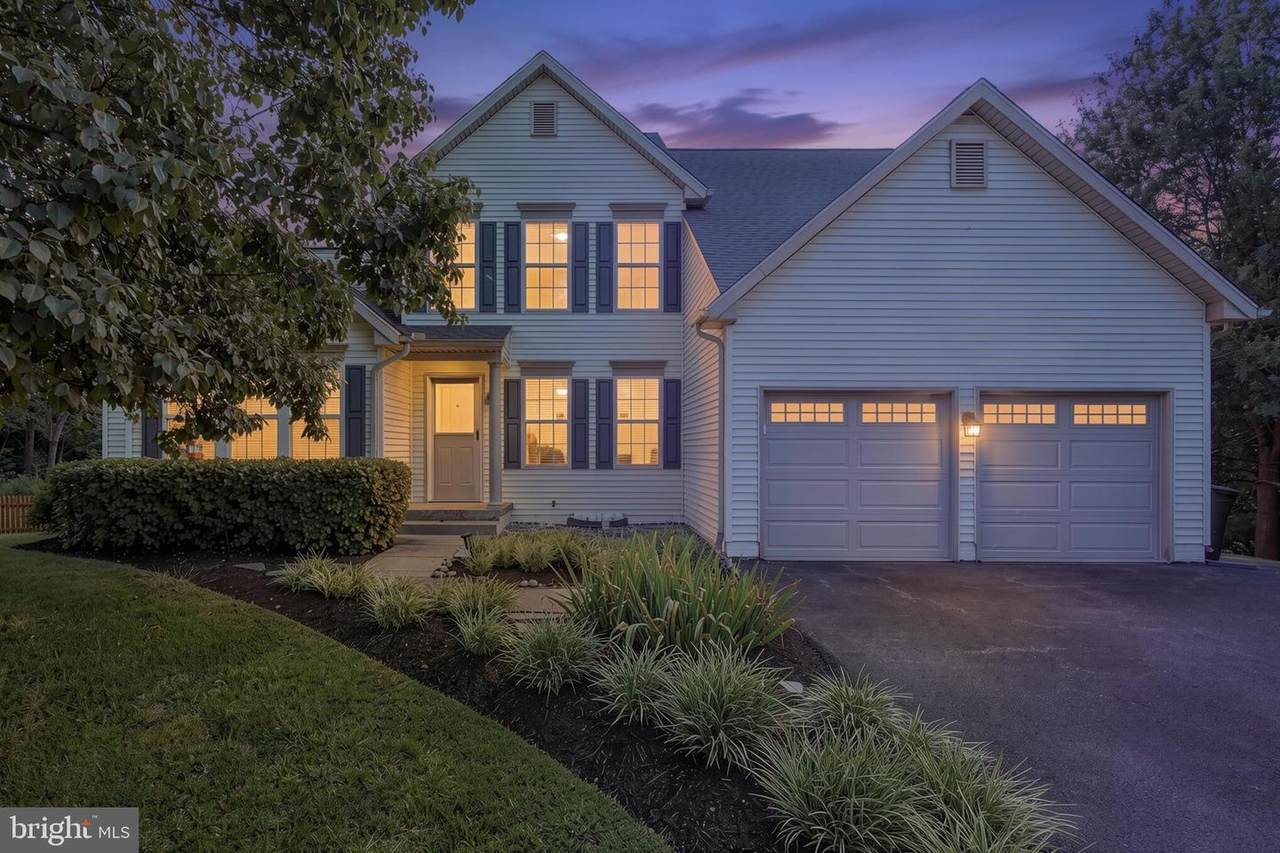 8322 Jordan Valley Way - Photo 1