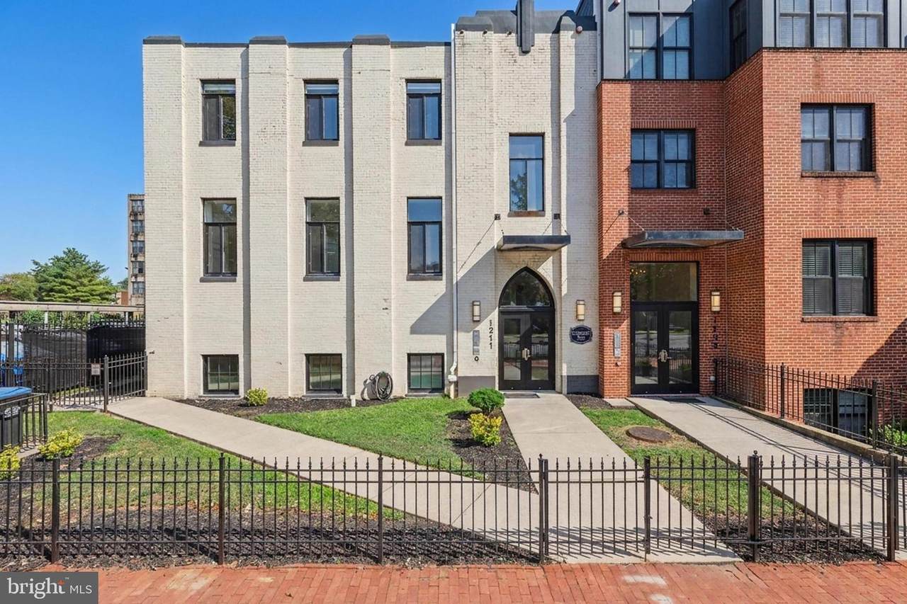 1211 G Street - Photo 1