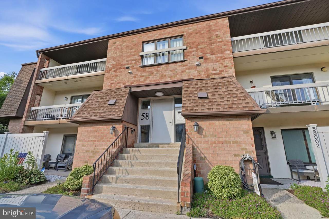58102 Delaire Landing Road - Photo 1