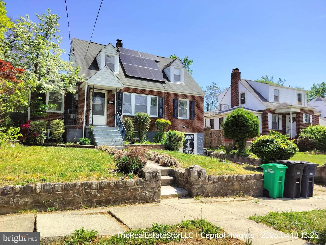 1404 Edgewick Avenue - Photo 1