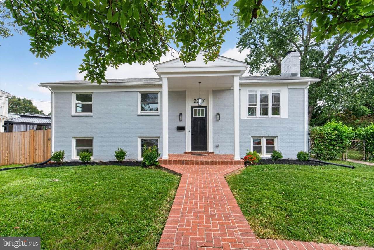 9927 Portsmouth Road - Photo 1