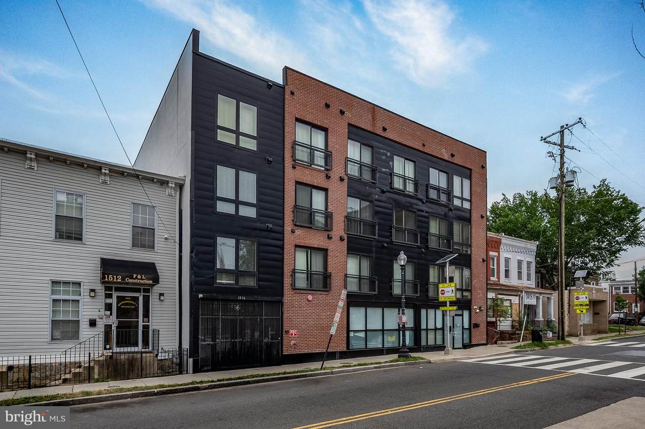 1516 Marion Barry Avenue - Photo 1