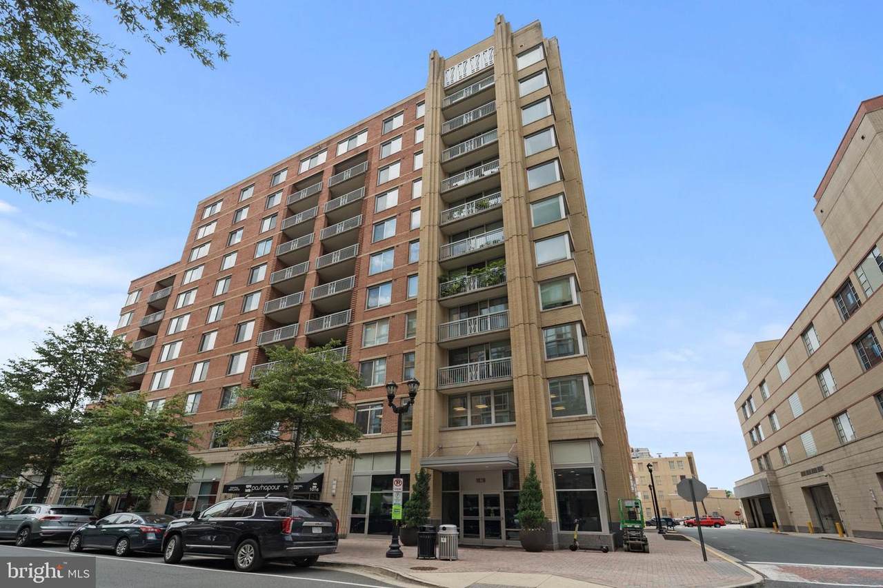 1020 Highland Street - Photo 1