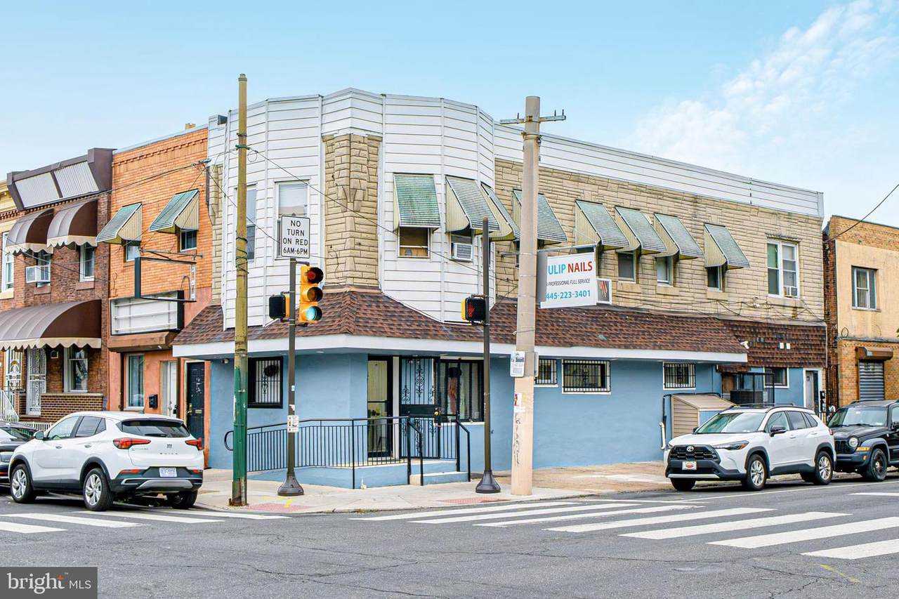 2049 22ND Street - Photo 1