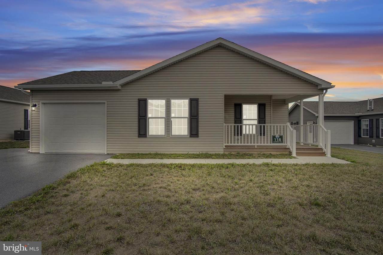 118 Glenridge Drive - Photo 1