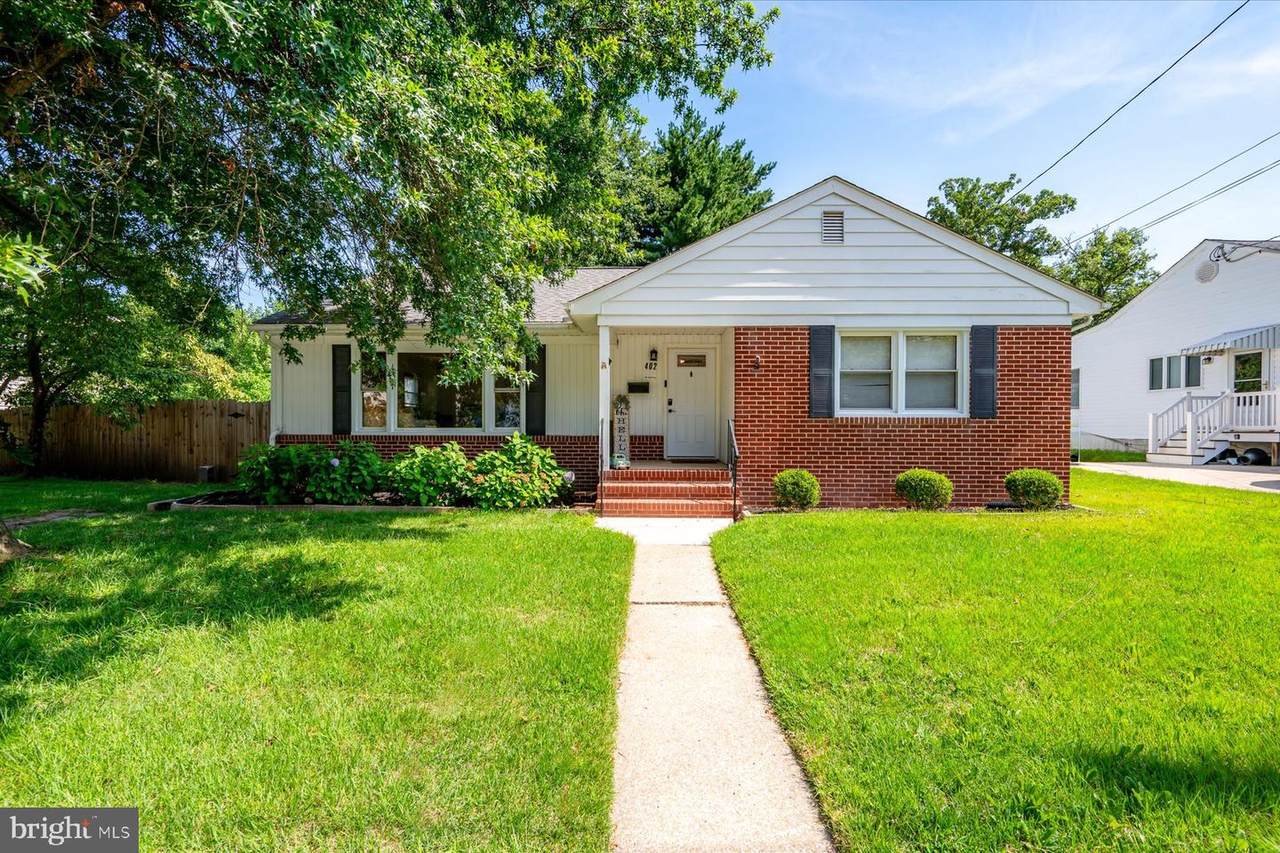 402 Joyce Drive - Photo 1