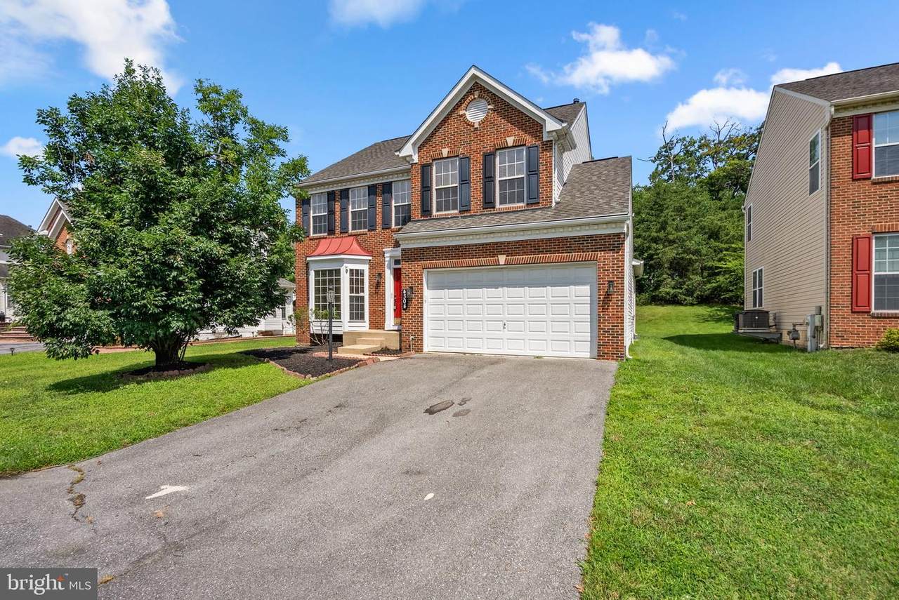 4304 Medallion Drive - Photo 1