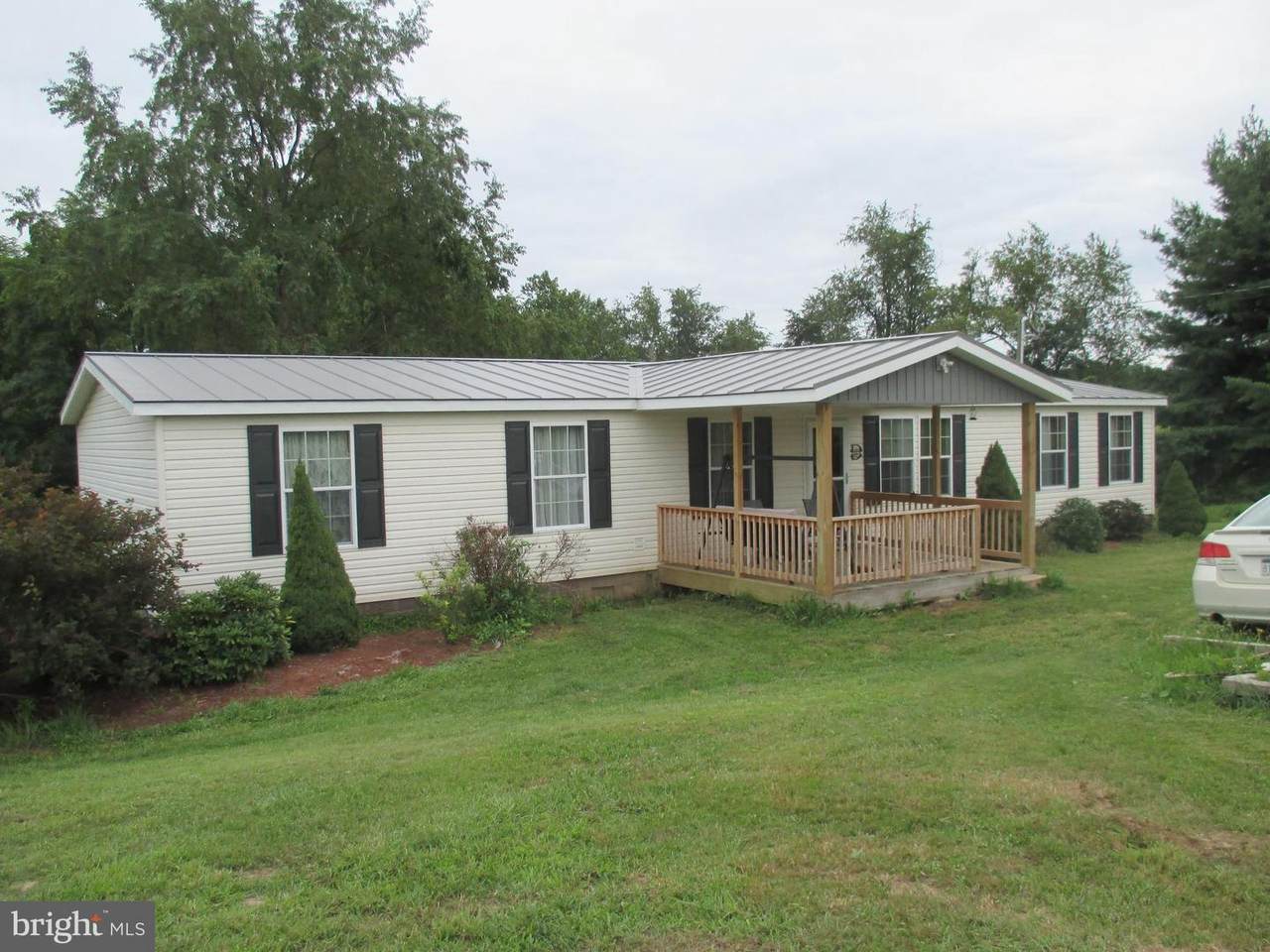 390 Spirit Lane - Photo 1