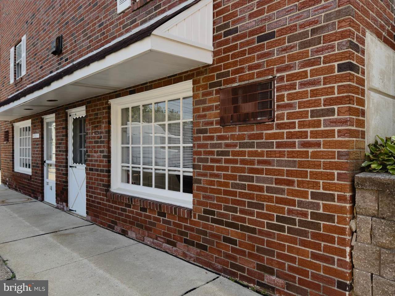 107 Rutgers Avenue - Photo 1