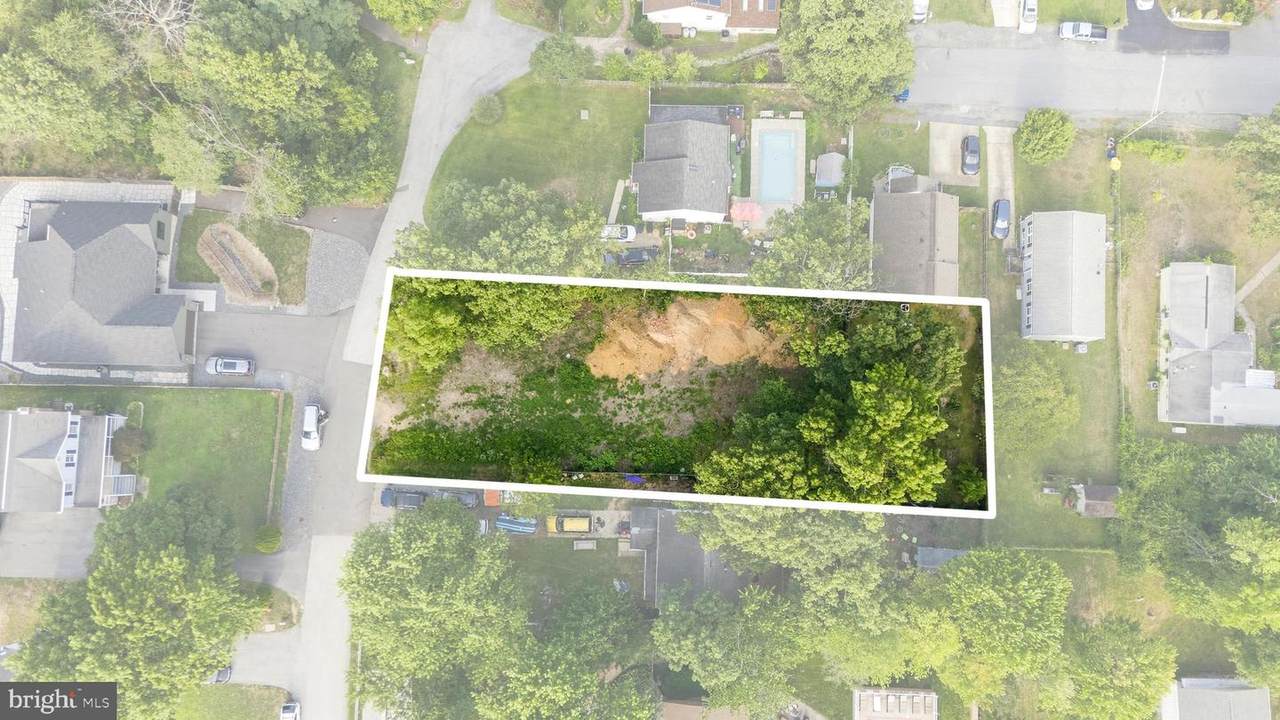 9505 Washington Avenue - Photo 1