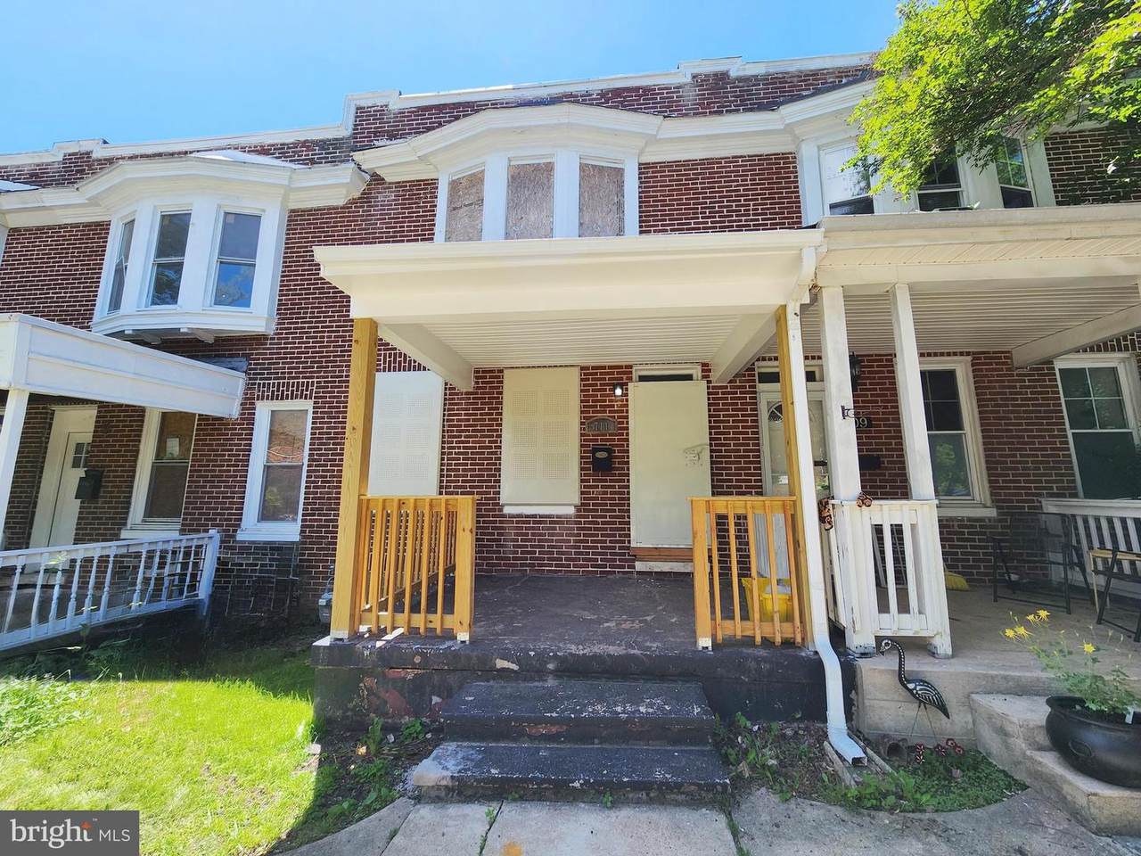 711 Belle Terre Avenue - Photo 1