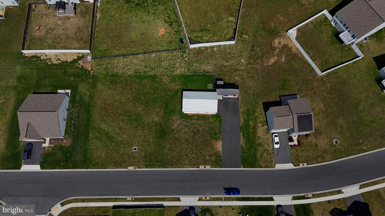 111 Kiskadee Drive - Photo 1