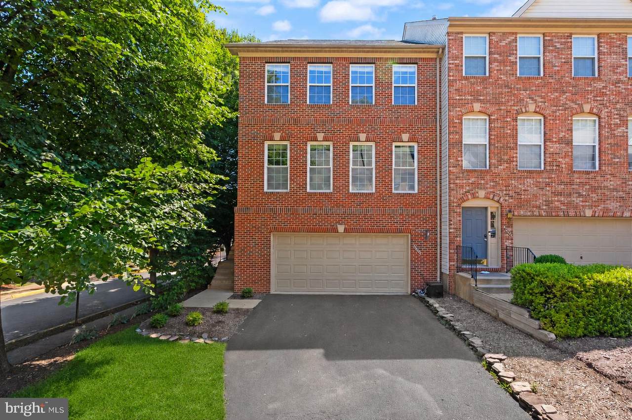 4201 Trumbo Court - Photo 1