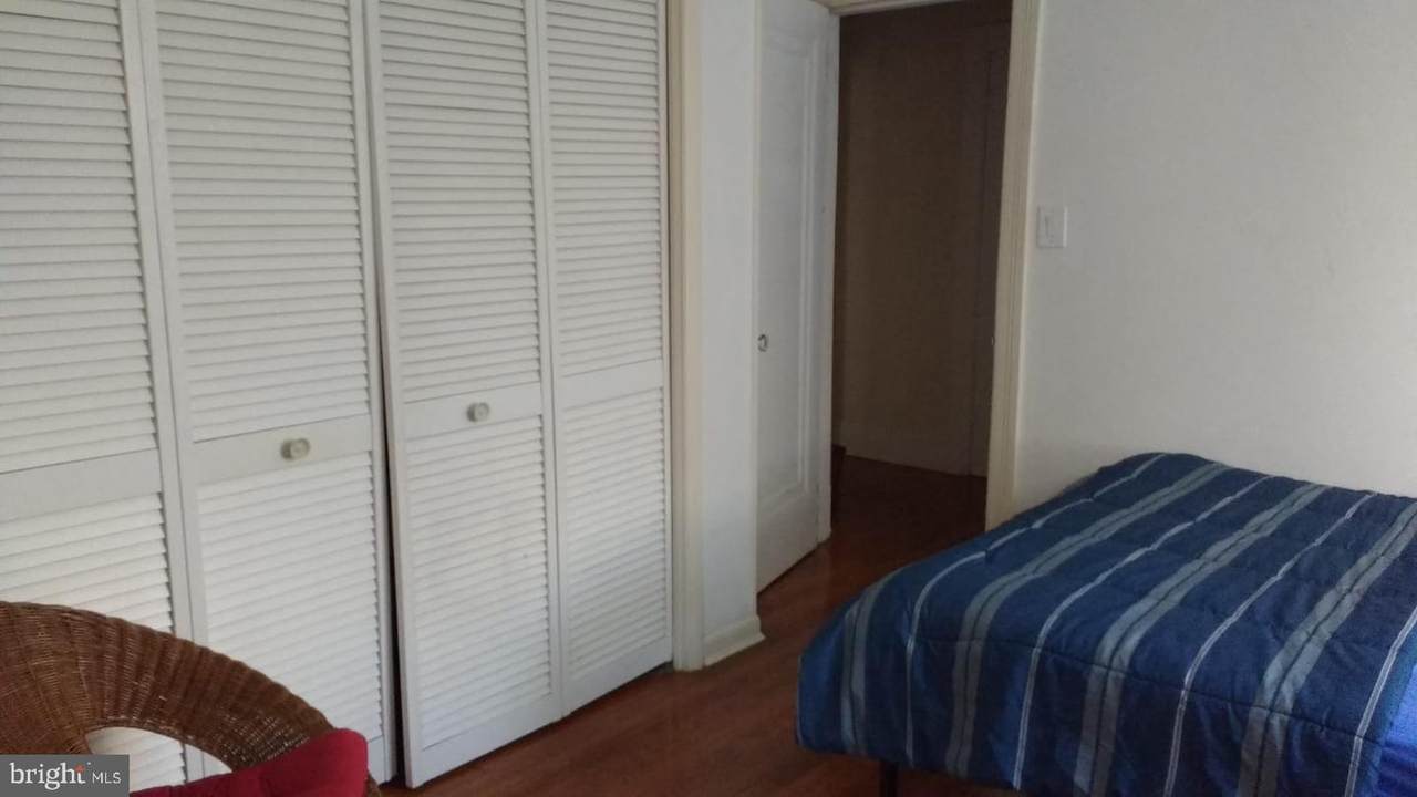 https://bt-photos.global.ssl.fastly.net/brightmls/1280_boomver_1_805200412354-2.jpg