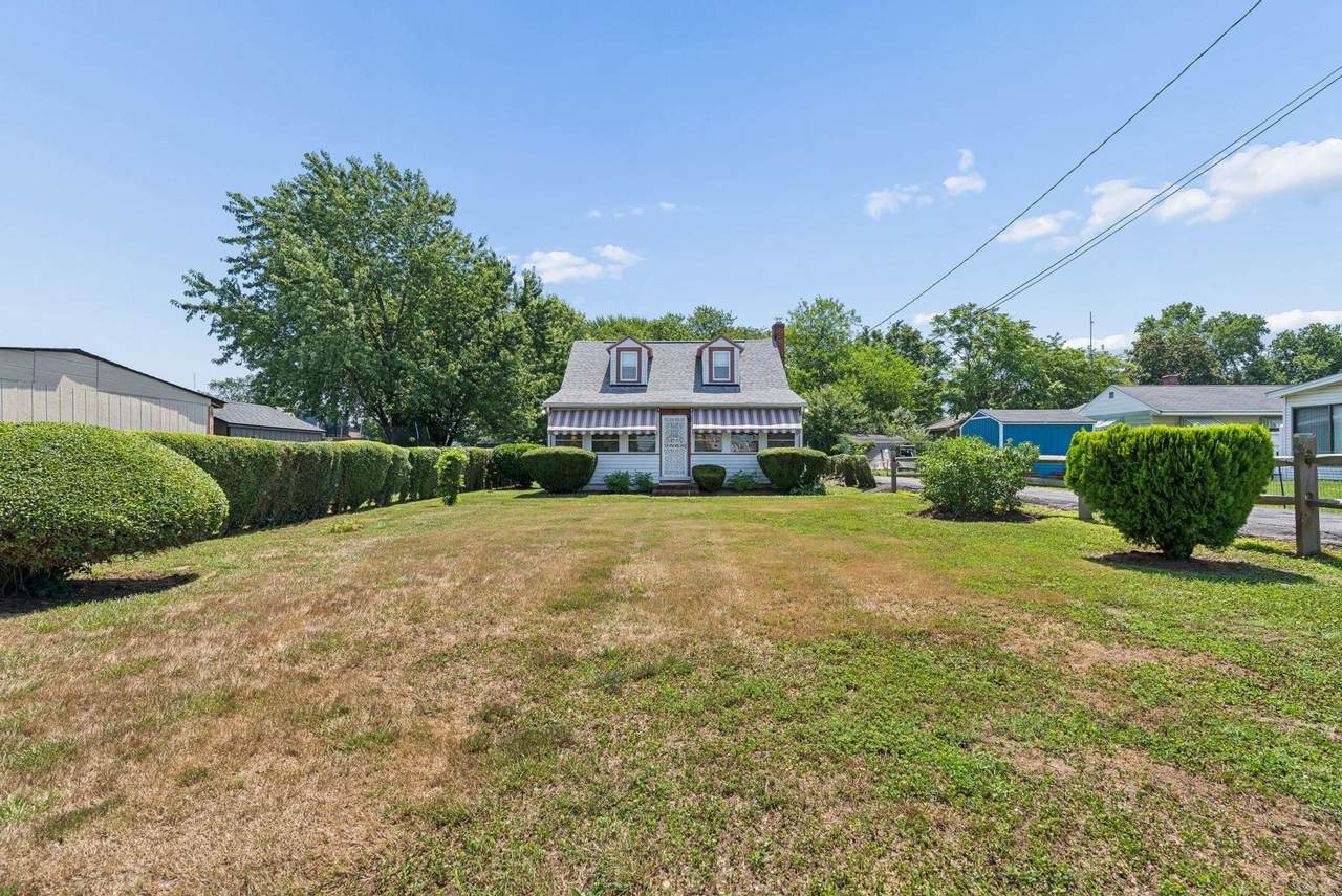 19 Solomons Island Road - Photo 1