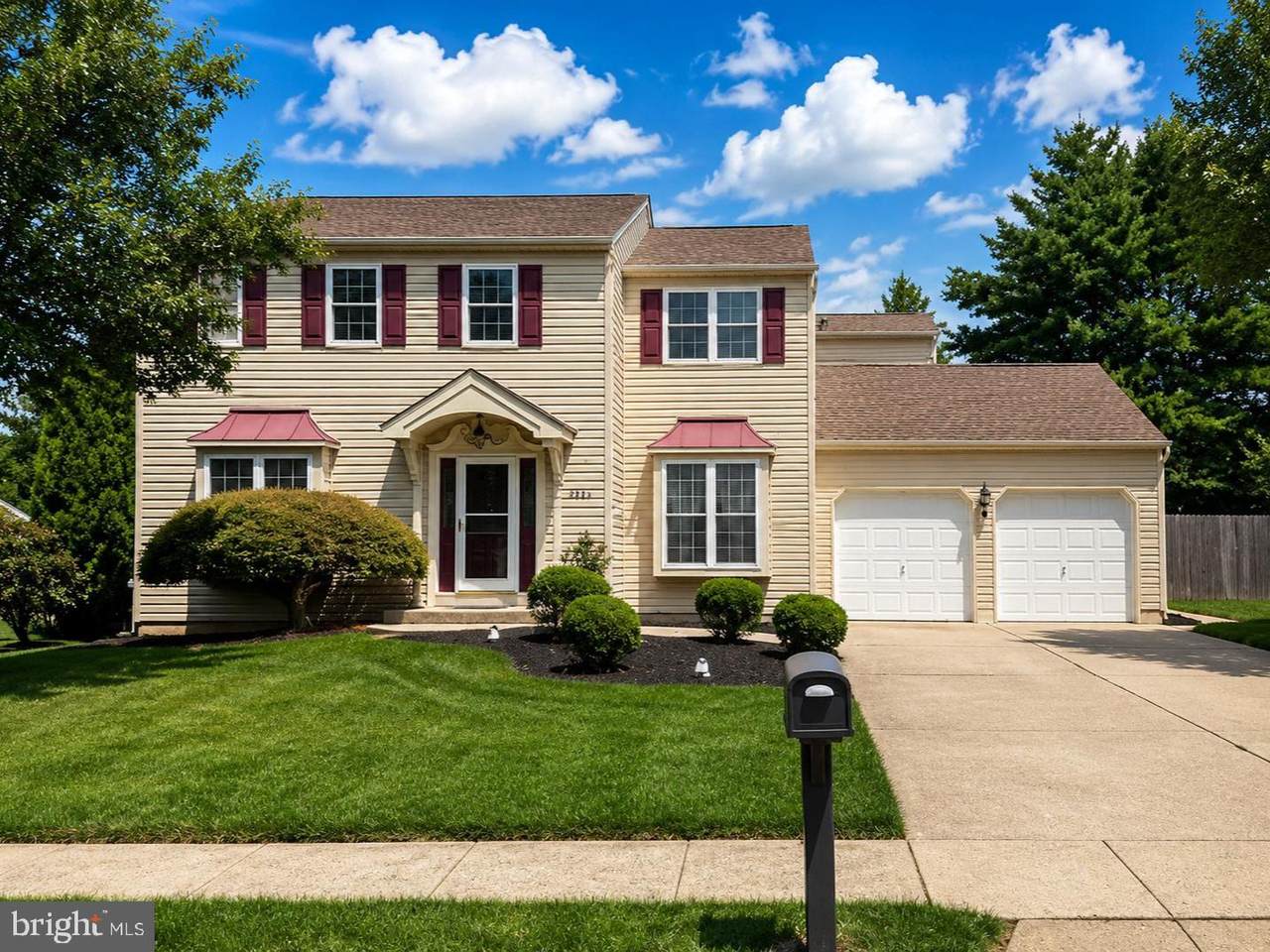 103 Raleigh Way - Photo 1