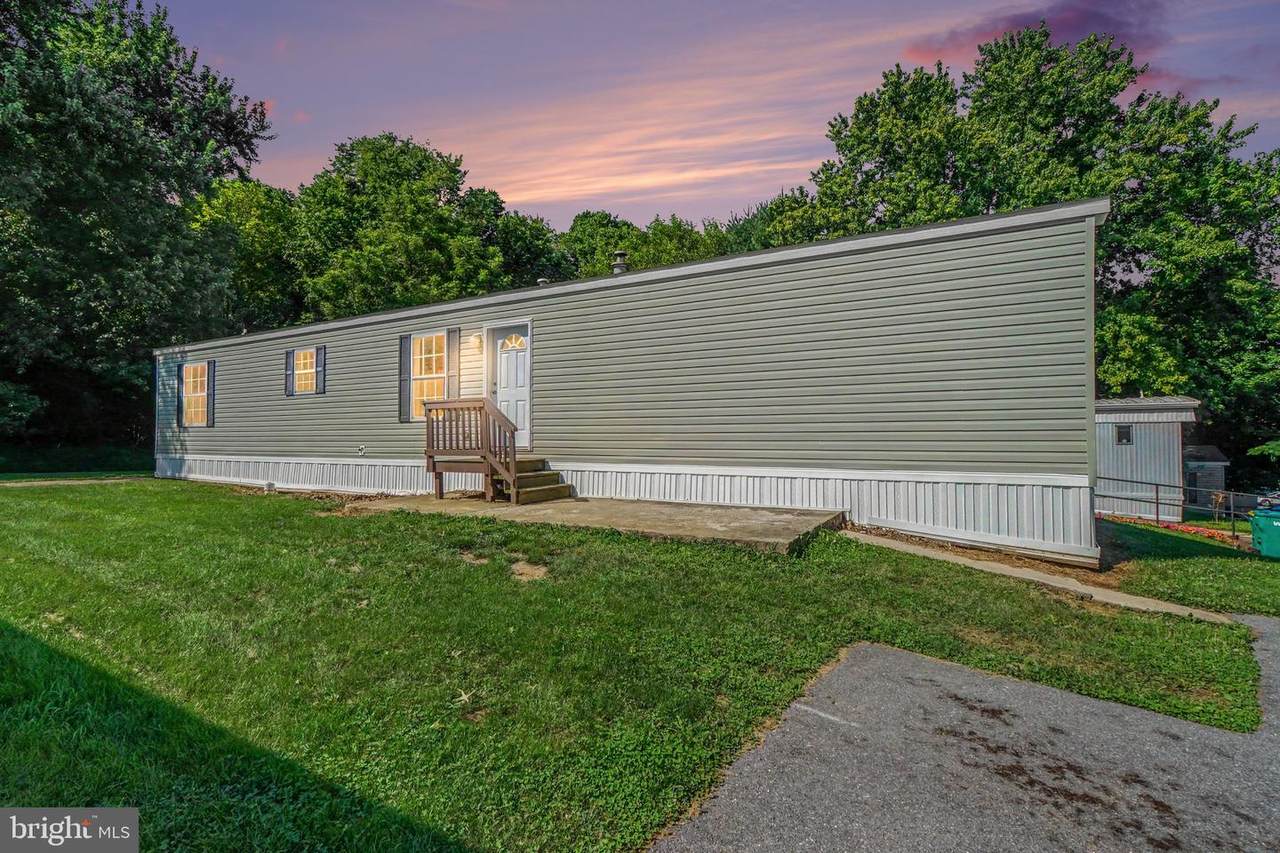 901 Spring Garden Street - Photo 1