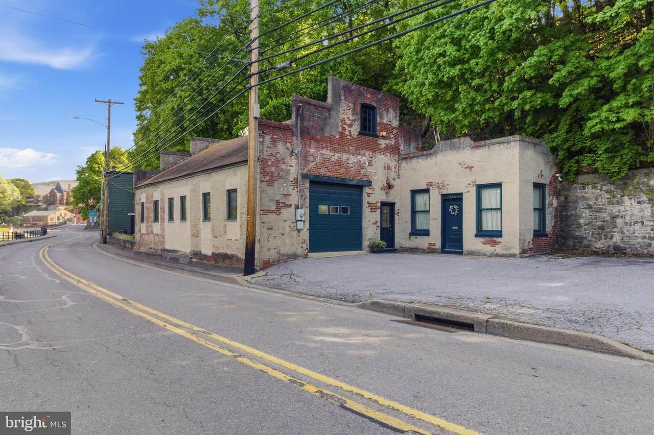 146 Water Street - Photo 1