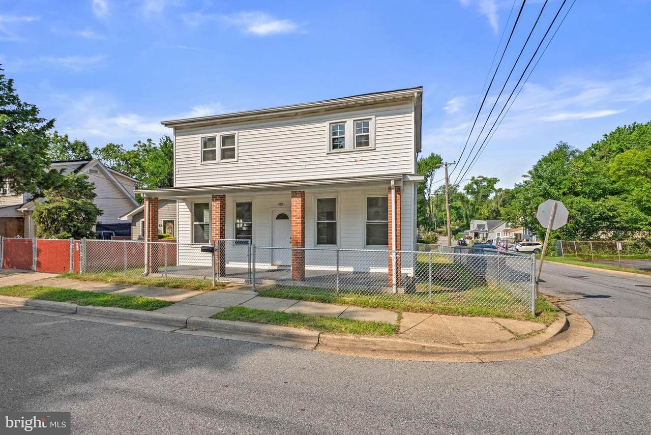 138 Maryland Park Drive - Photo 1