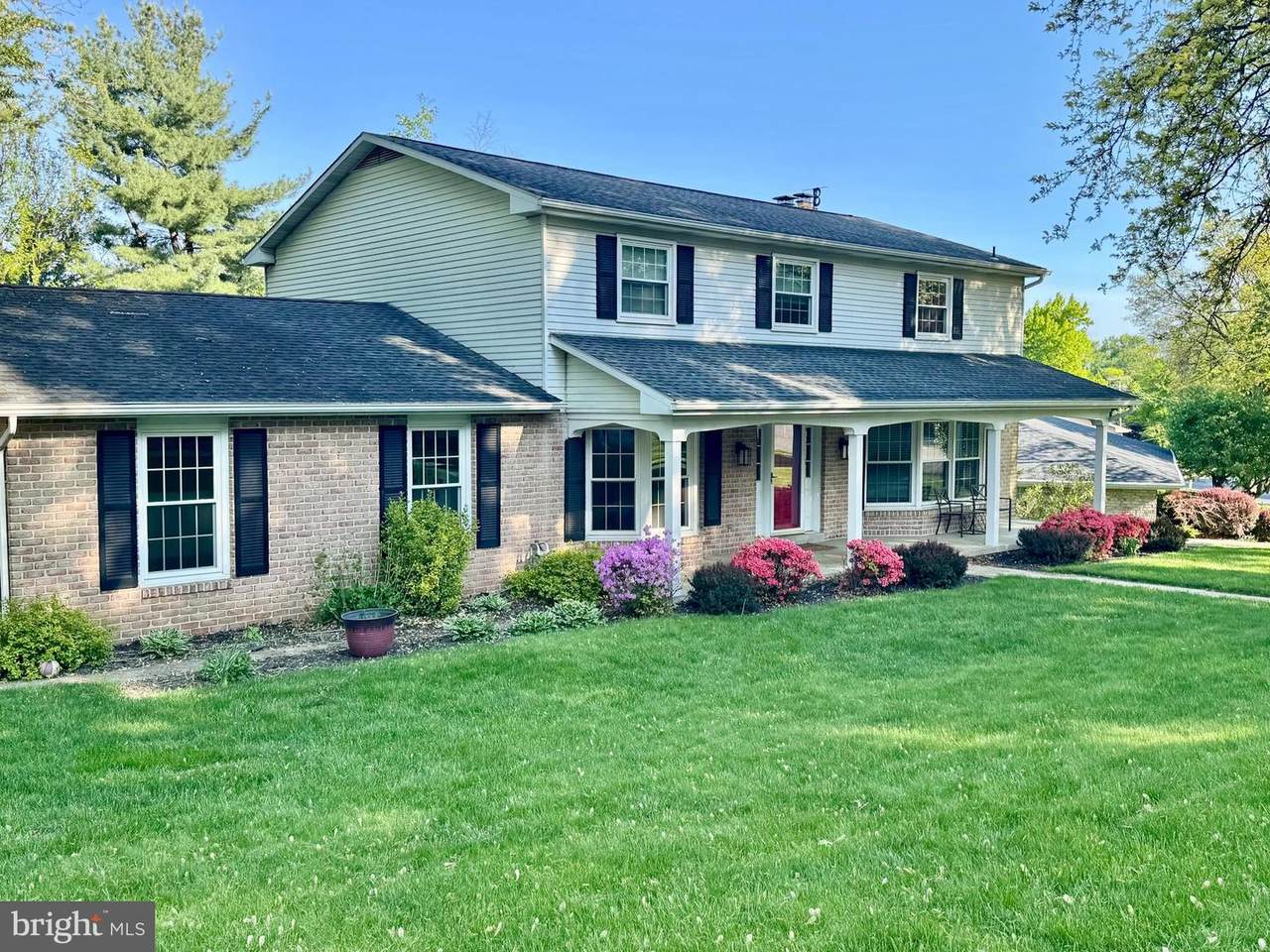 830 Pinehurst Road - Photo 1