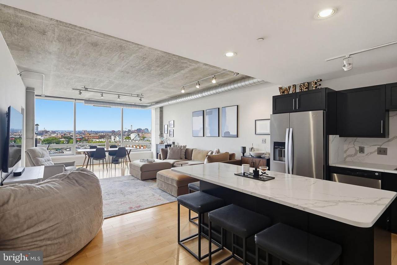 1200 Steuart Street - Photo 1
