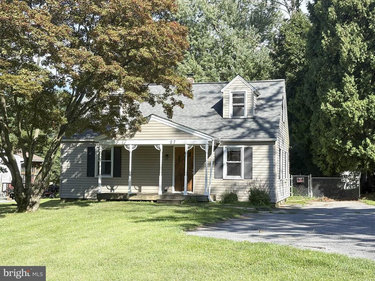 27 Kingsley Road - Photo 1