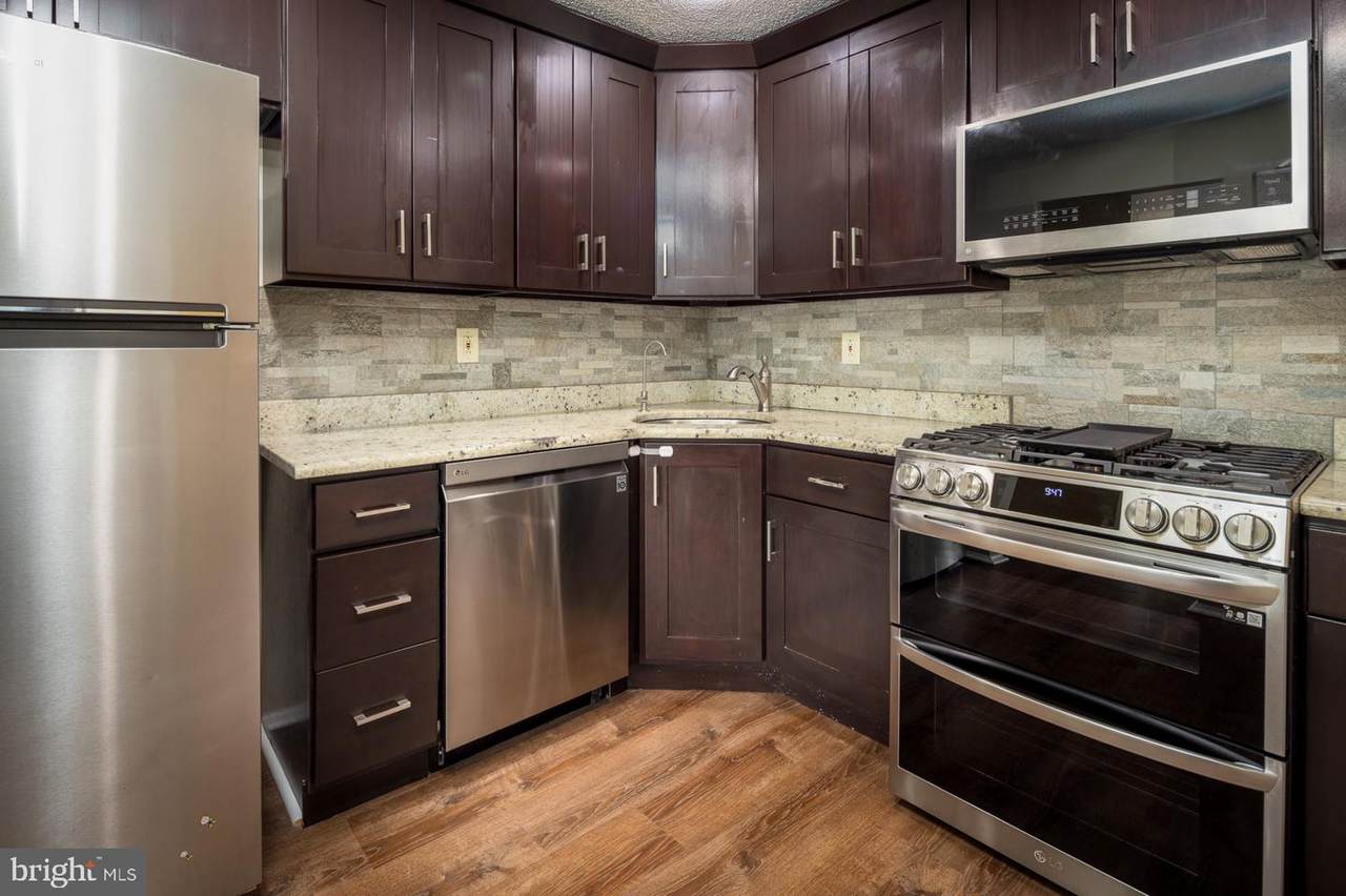 20 Chamberlin Court - Photo 1