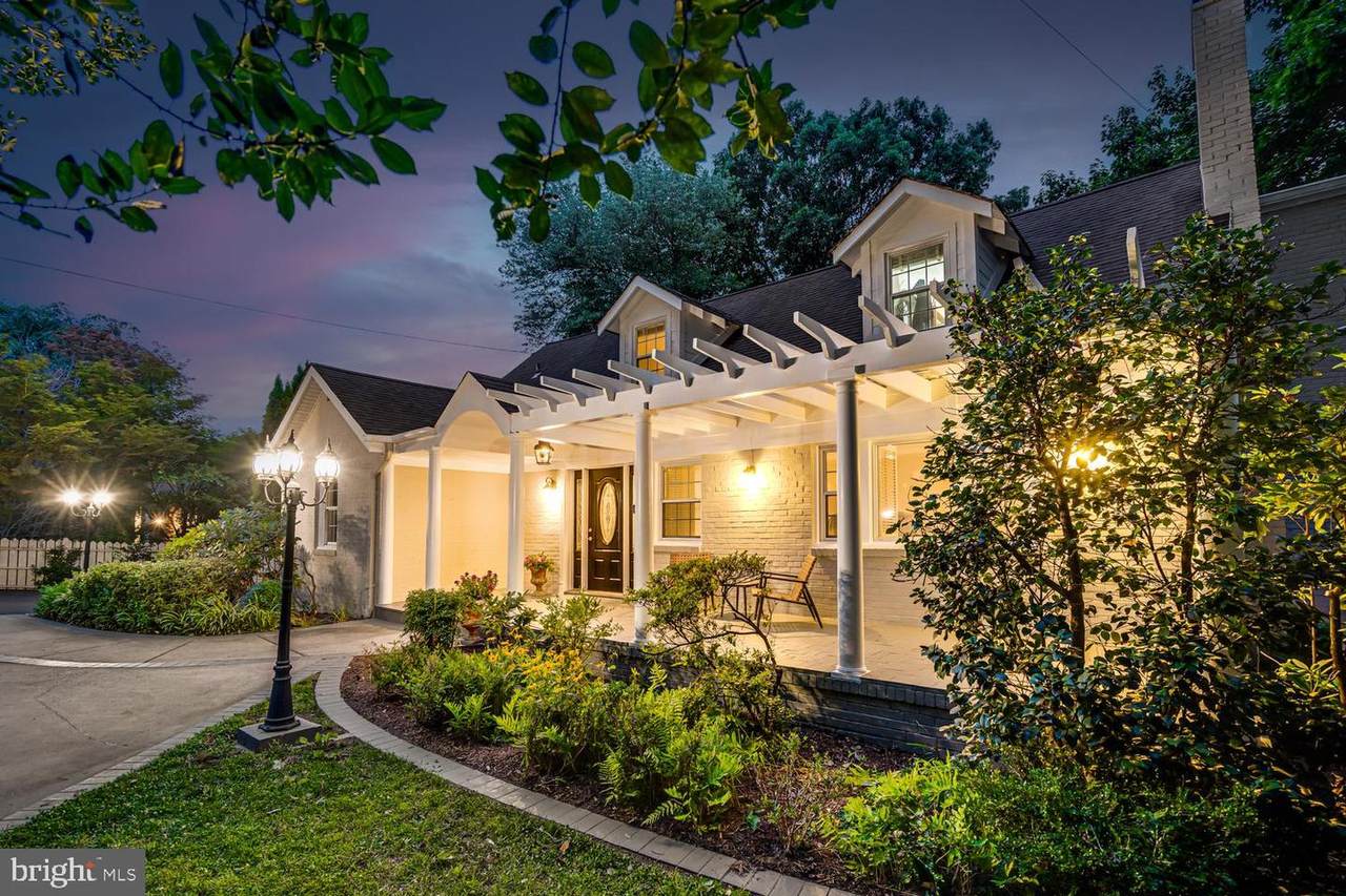 8049 Idylwood Road - Photo 1