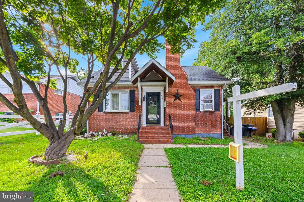 214 Chelsea Road - Photo 1
