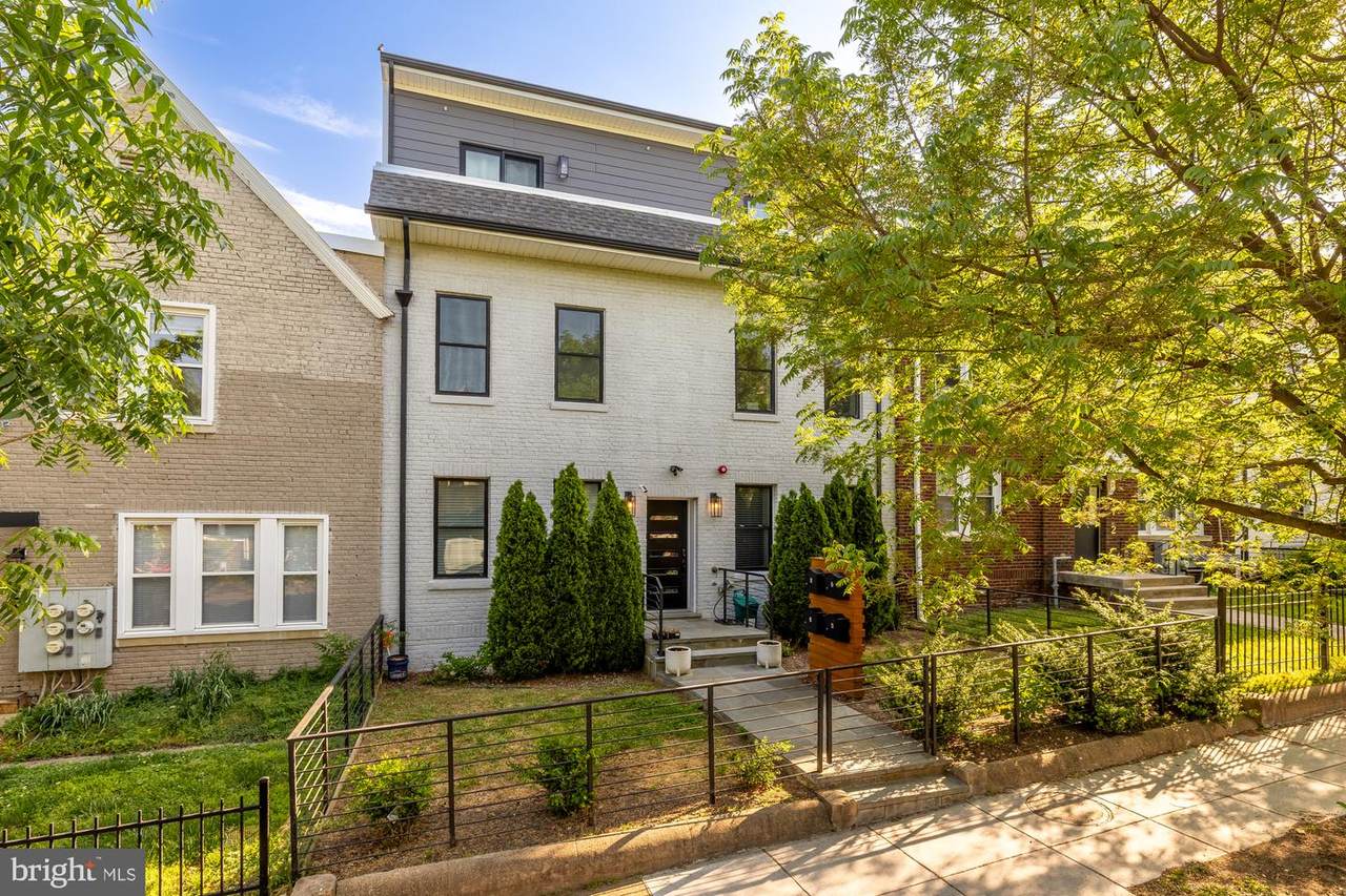 1120 Penn Street - Photo 1