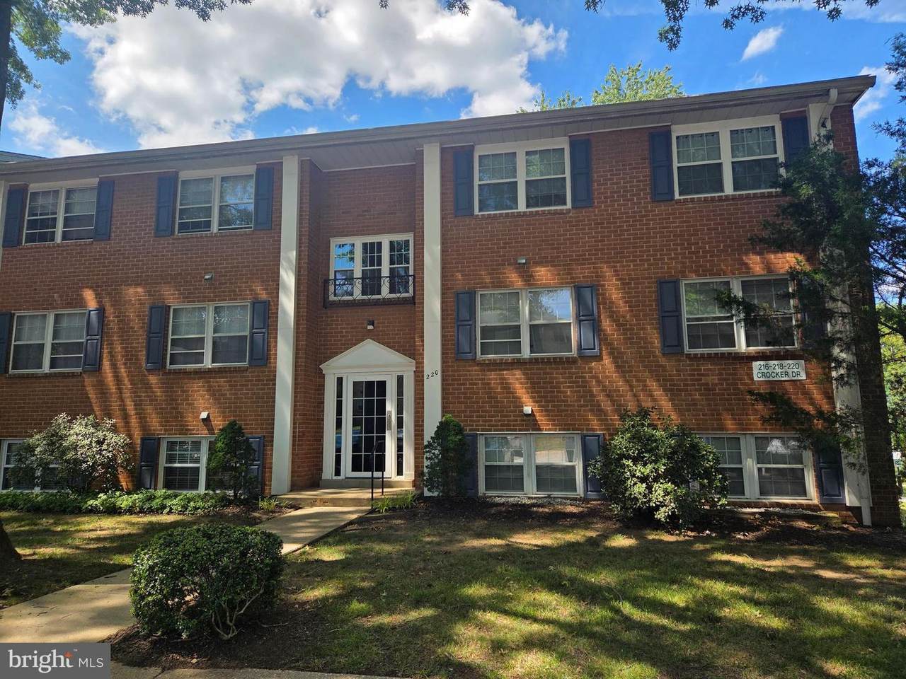 220-A Crocker Drive - Photo 1