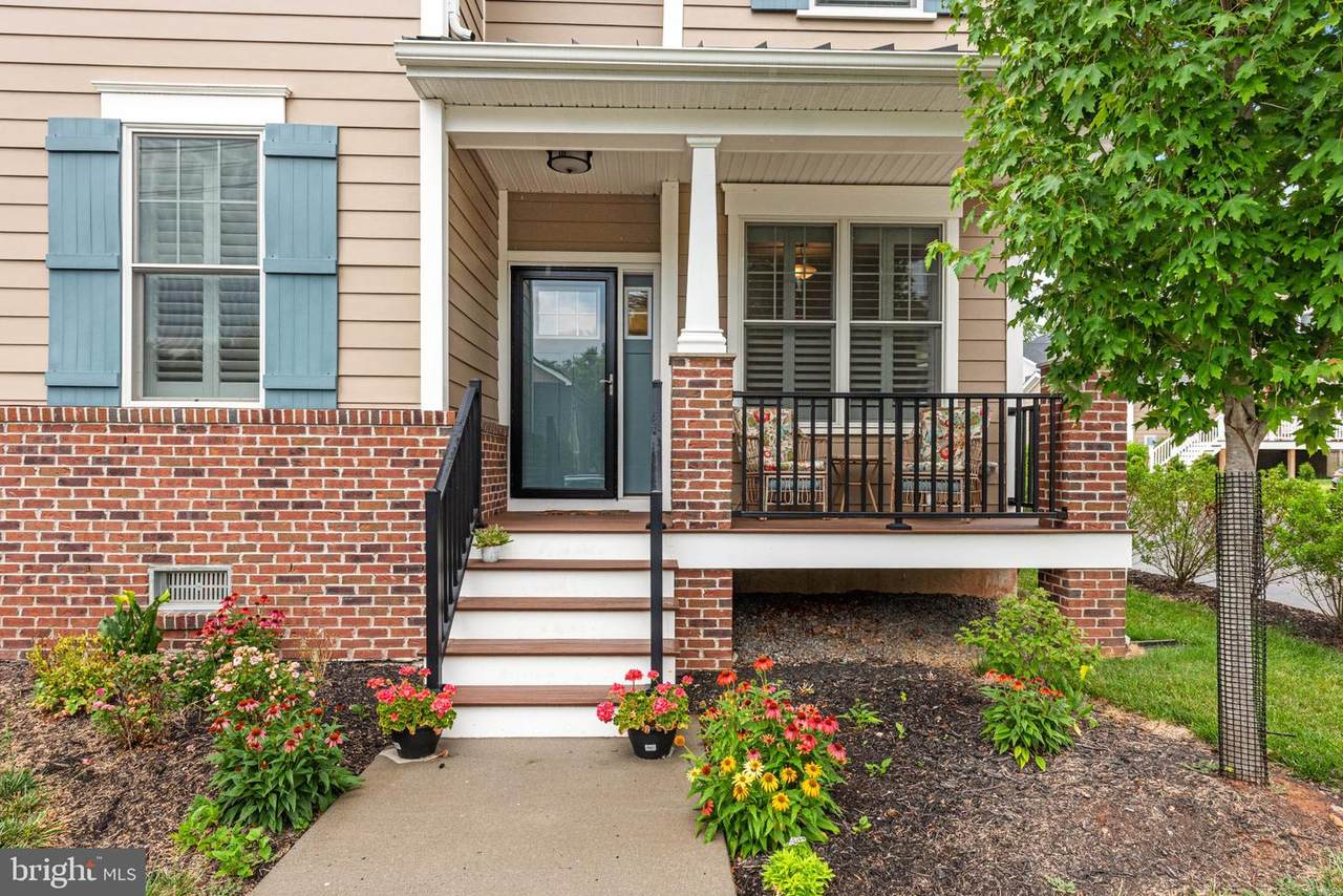 https://bt-photos.global.ssl.fastly.net/brightmls/1280_boomver_1_805212625838-2.jpg