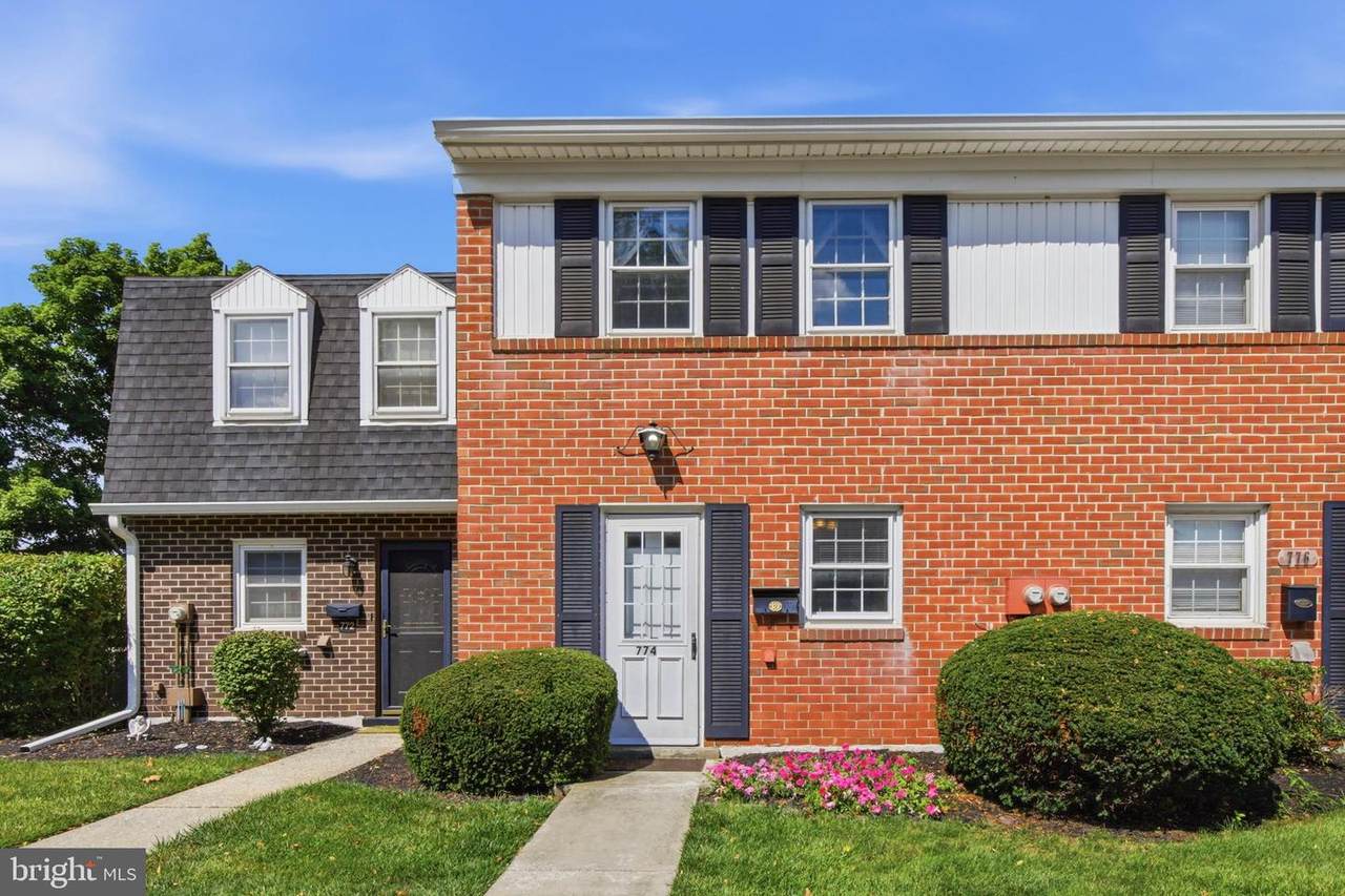 774 Hardwick Place - Photo 1