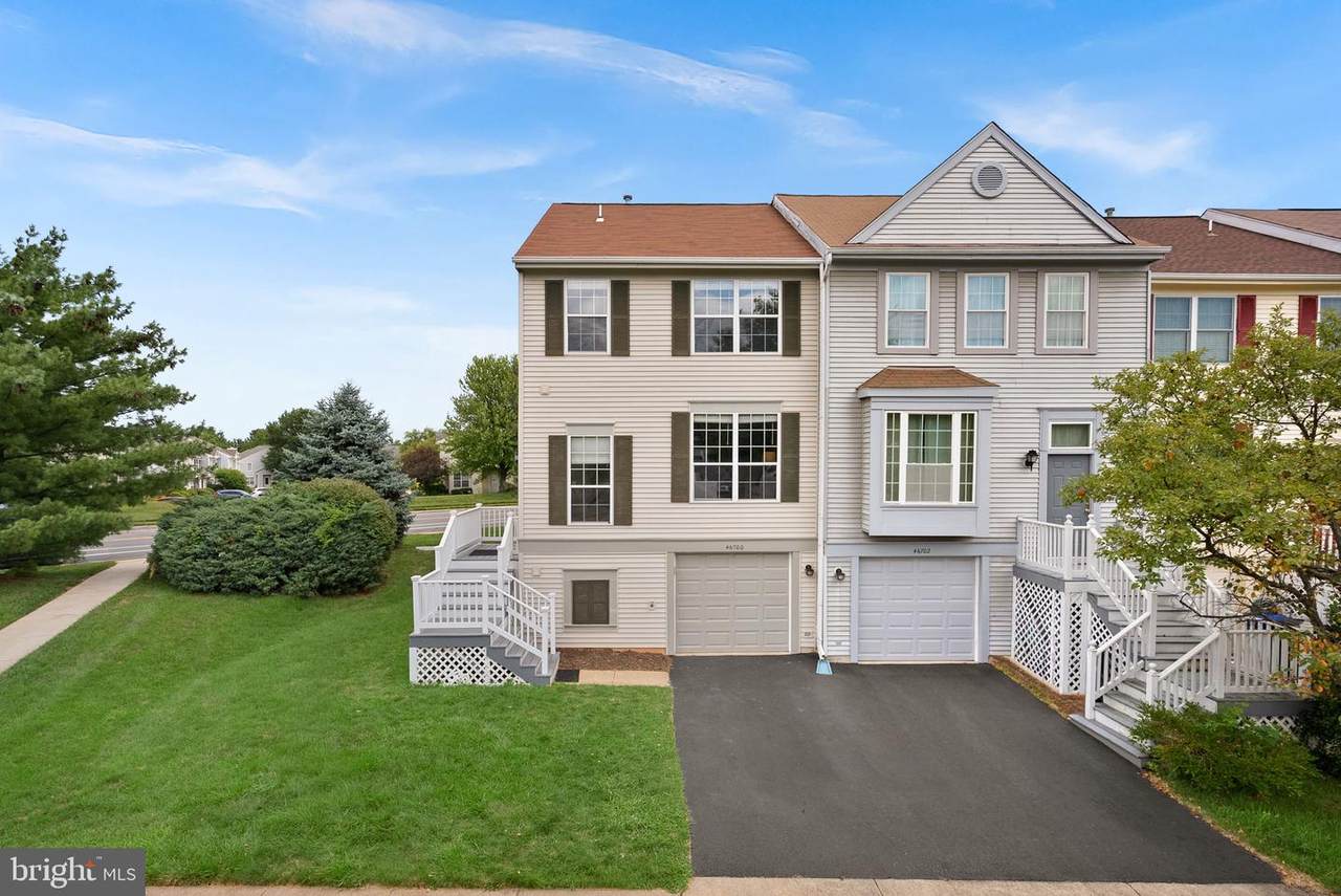 46700 Sandalwood Square - Photo 1