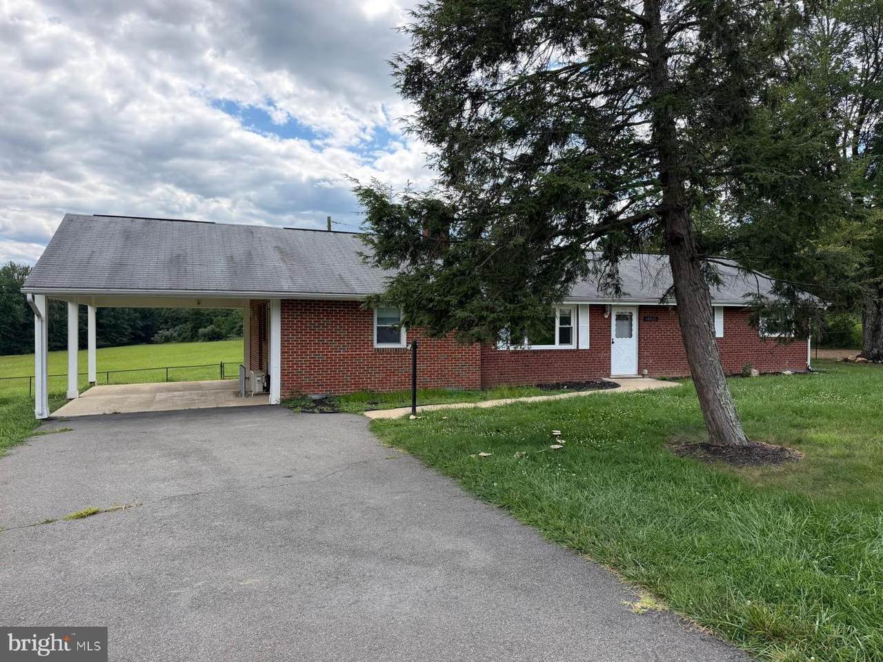 14606 Bristow Road - Photo 1