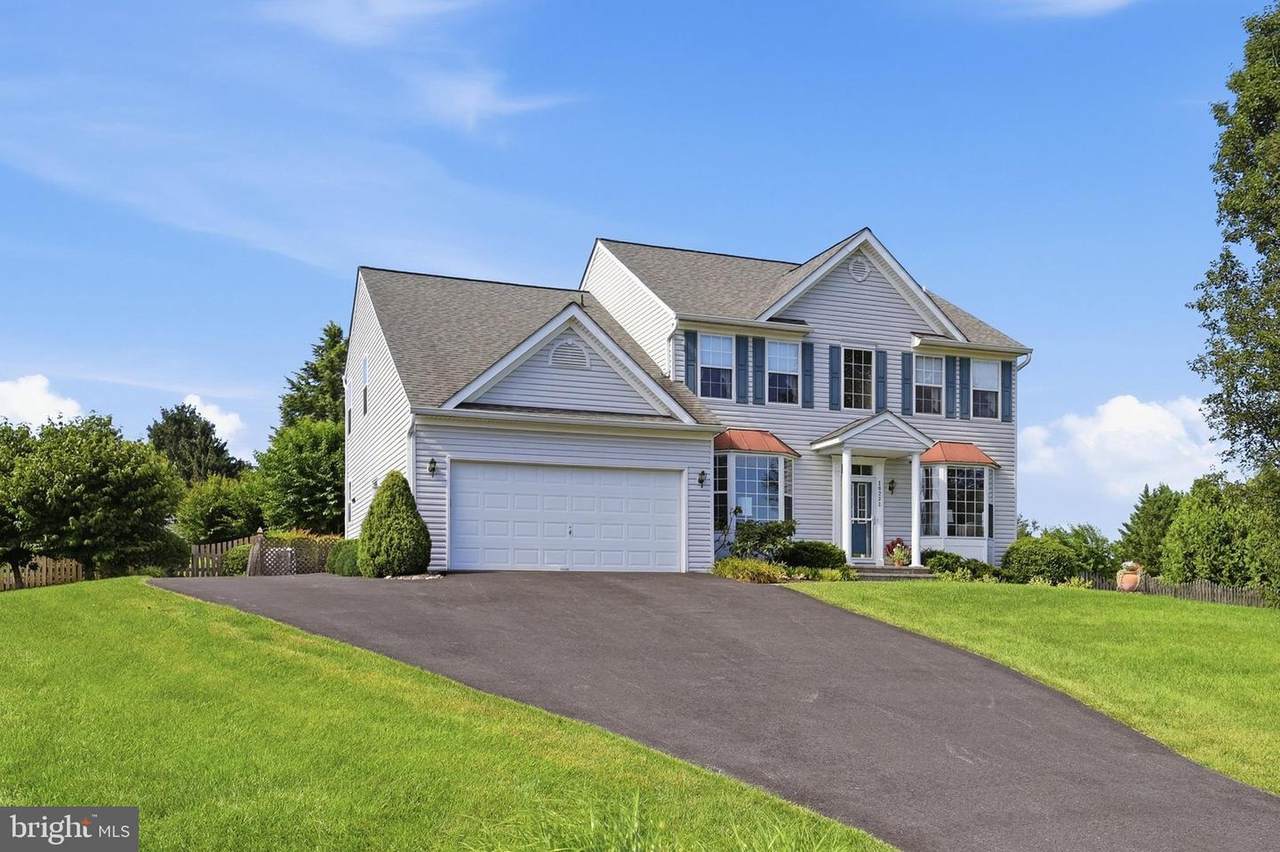 10231 Royal Saint Andrews Place - Photo 1