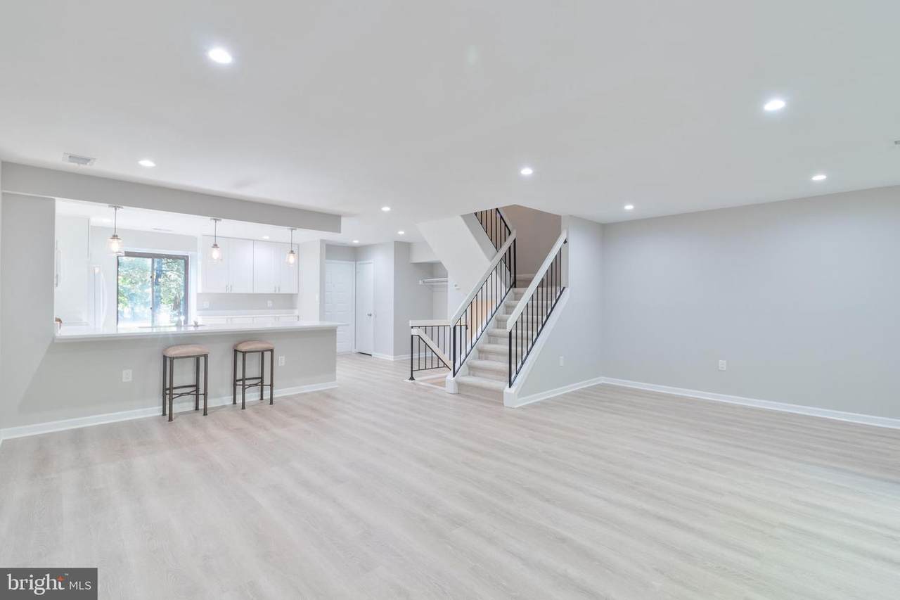 8748 Ridge Hollow Court - Photo 1