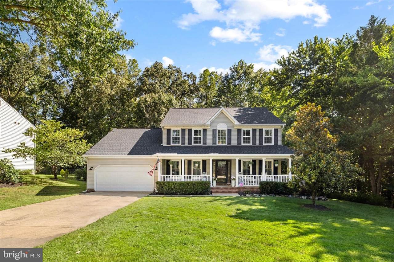 6001 Fox Point Road - Photo 1