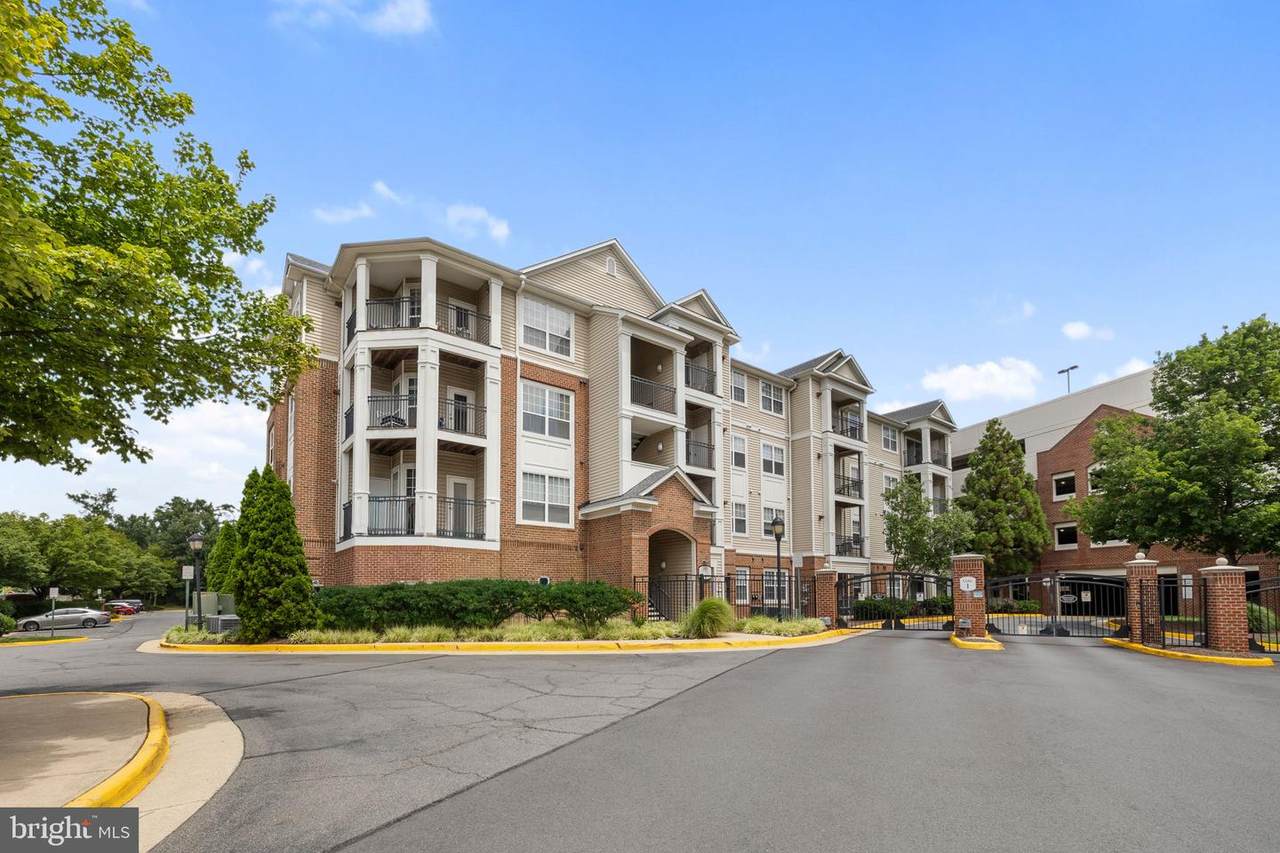 12909 Centre Park Circle - Photo 1