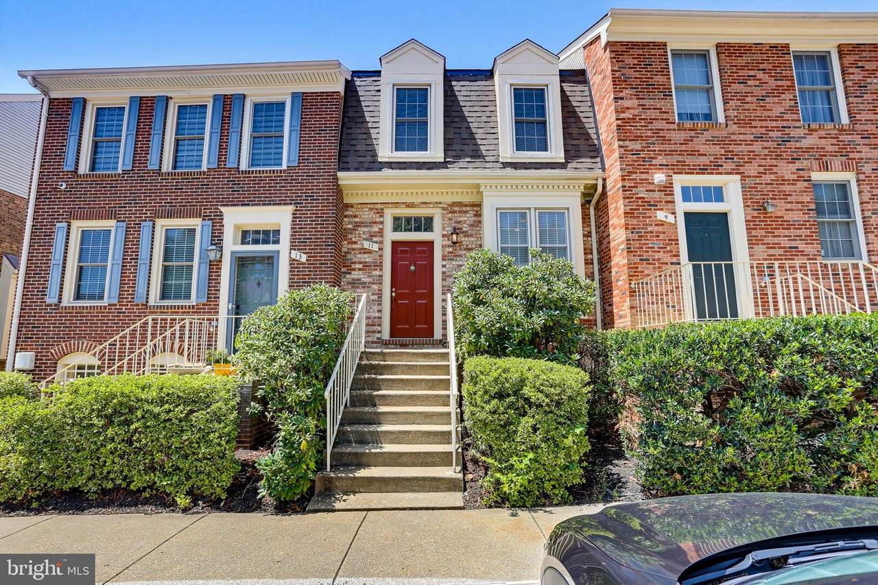 11 Grove Ridge Court - Photo 1