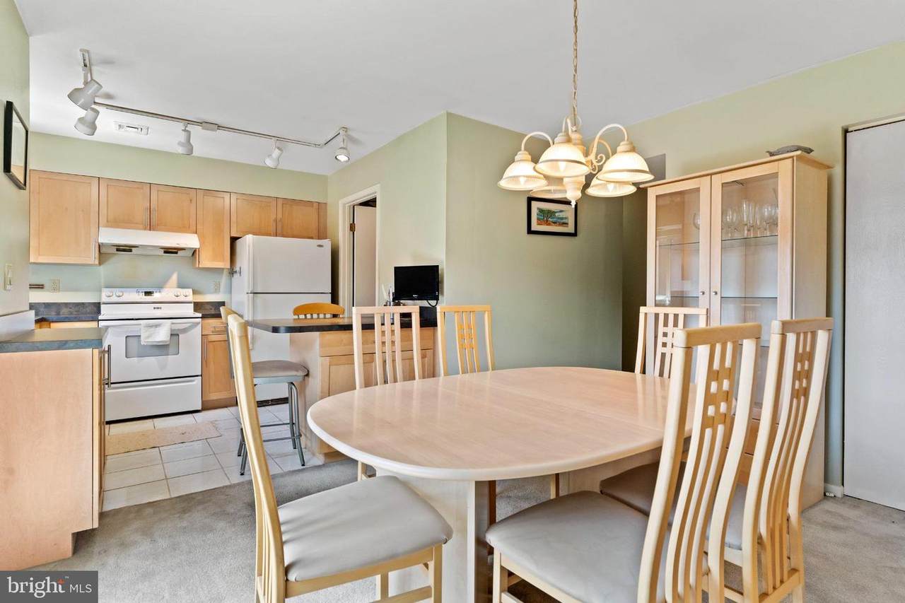 834 Lee Lane - Photo 1