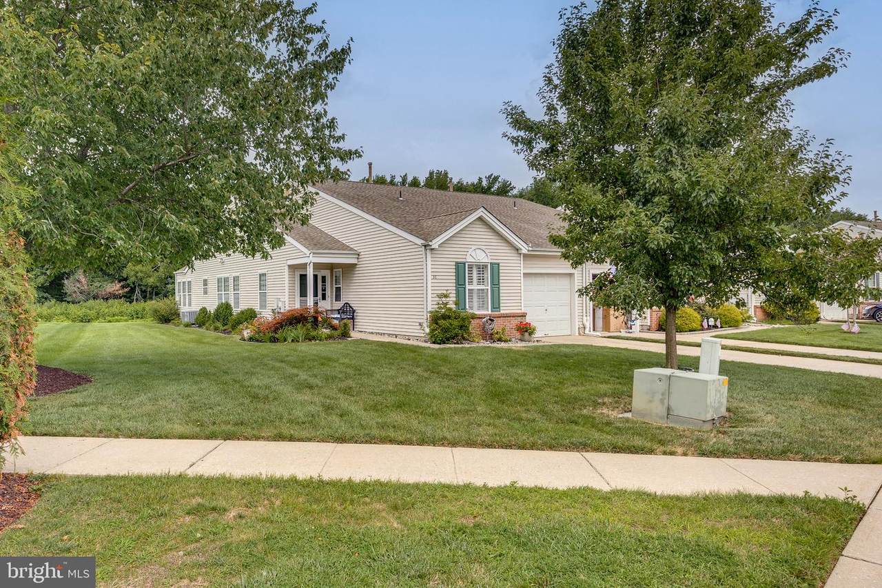 30 Raleigh Drive - Photo 1