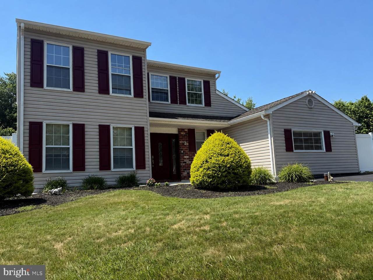890 Jordan Drive - Photo 1