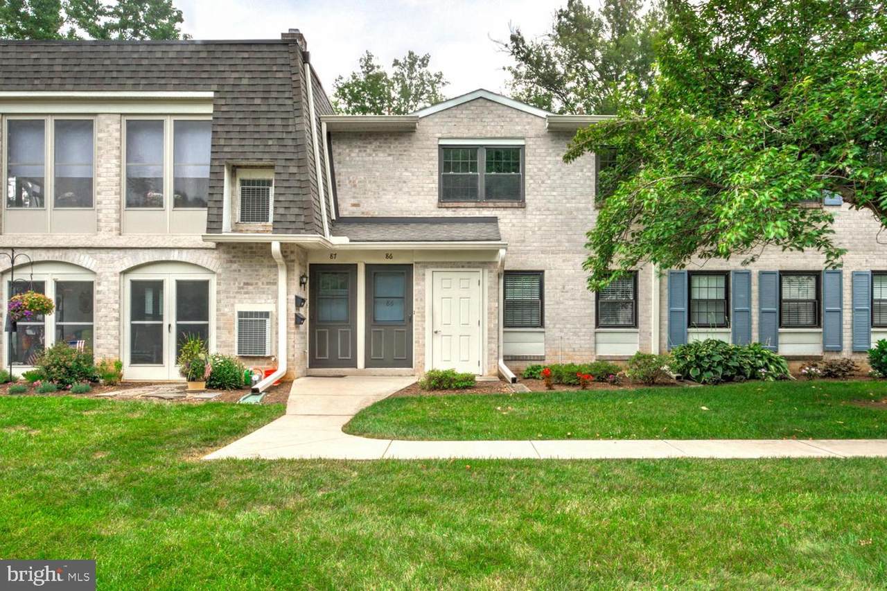 86 Valleybrook Drive - Photo 1