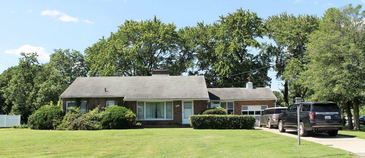 6611 Kenwood Avenue - Photo 1