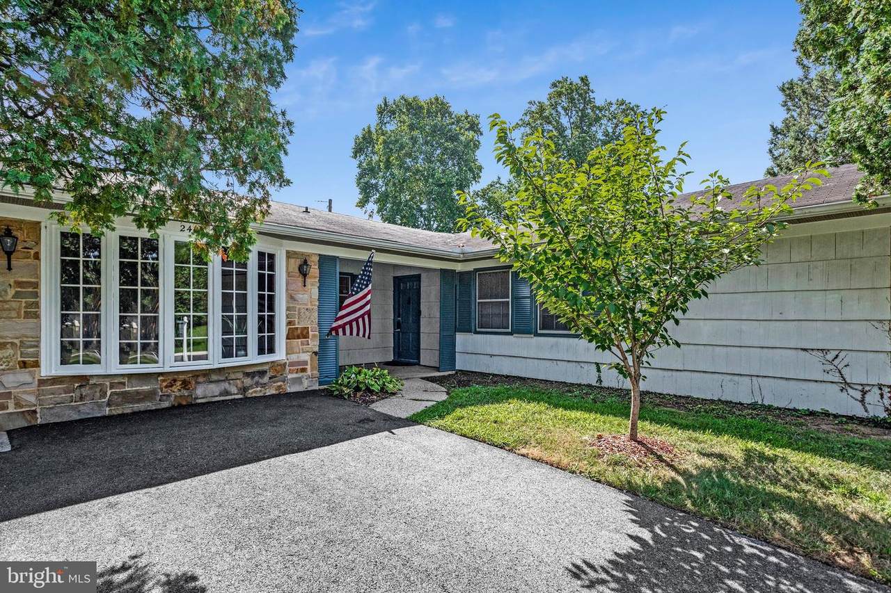 2405 Kelsey Lane - Photo 1