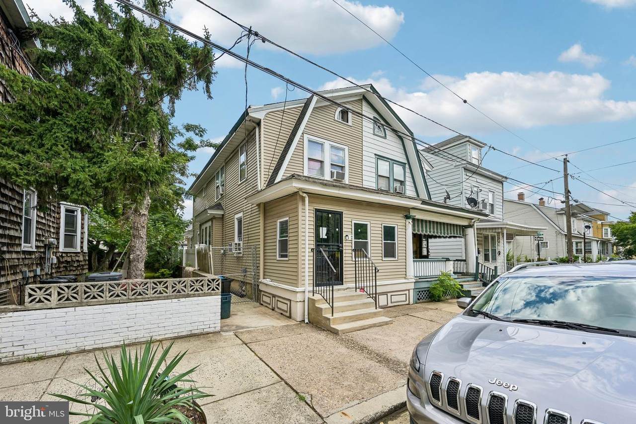 862 Fairmount Avenue - Photo 1